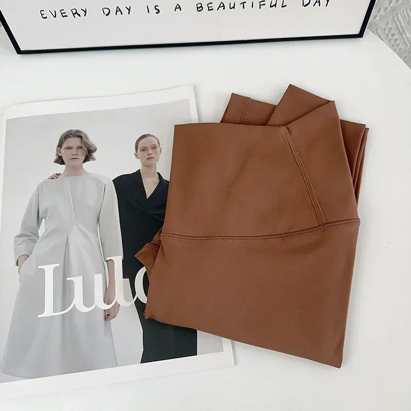 The Ascend Naked-Feel Push-Up Leggings