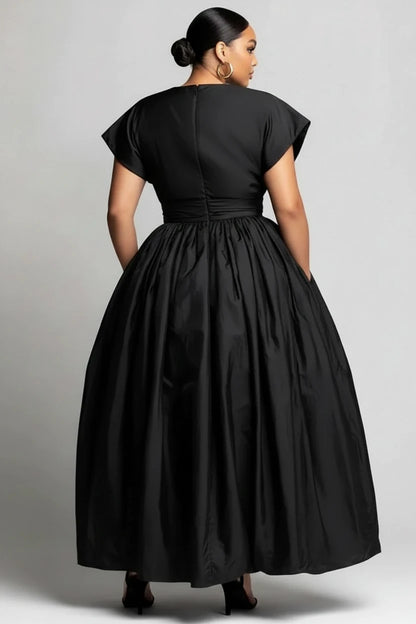 The Priya O-Neck Pockets Midi Dress