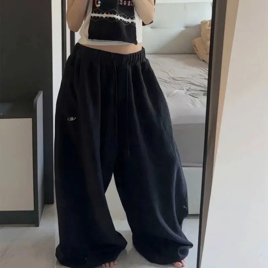 The Seoul Oversized Sweatpants from the Everyday Luxe at Lavishly Me