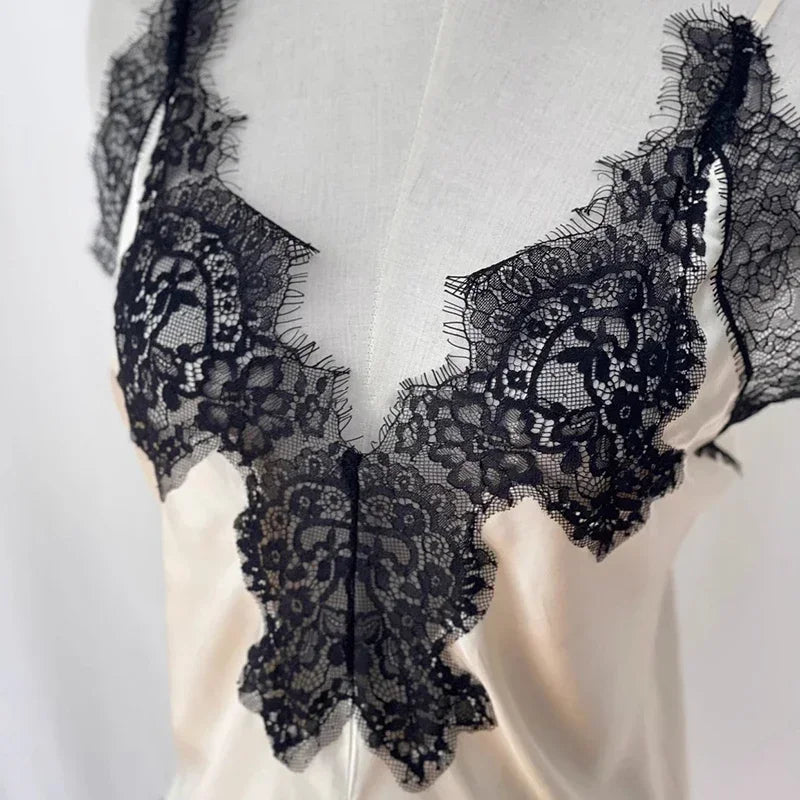 The Verona Lace Colorblock Vest