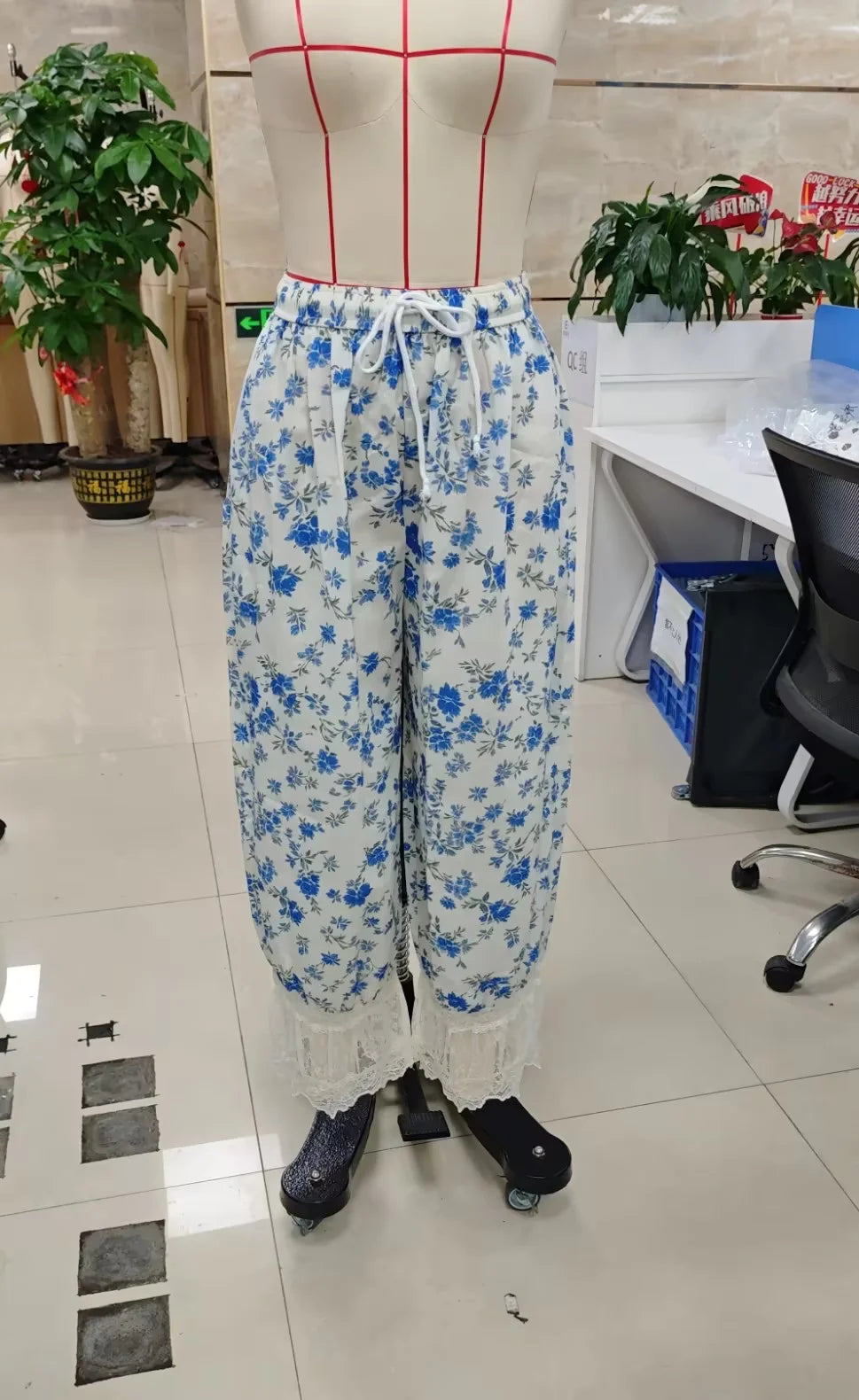 The Boheme Lace Lantern Pants