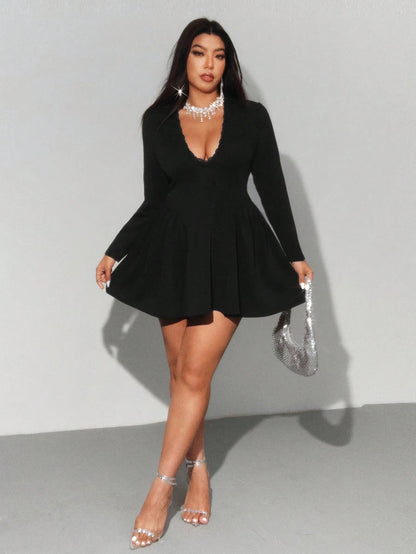 The Daria Lace Curve Dress in black | Lavishly Me