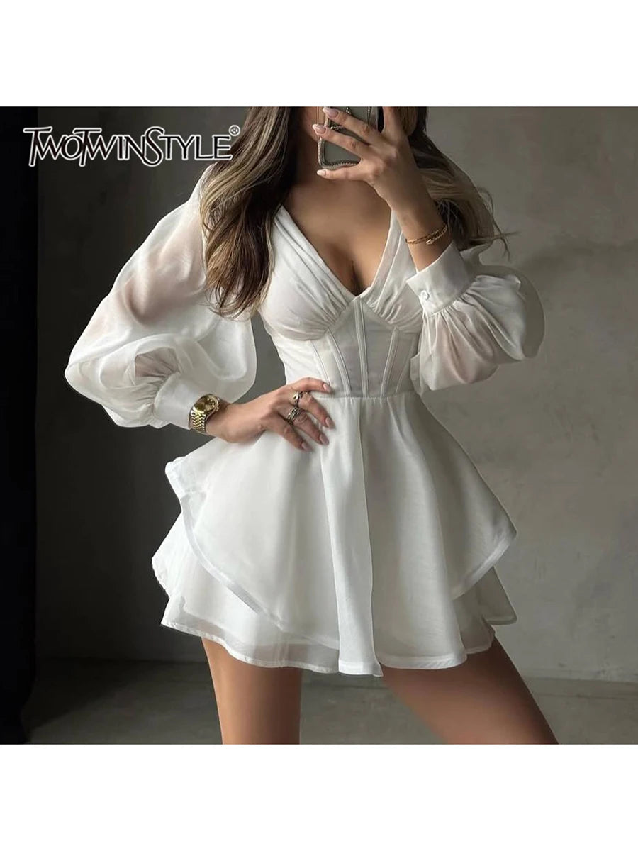 The Valencia Deep-V Dress from the Date Night Edit at Lavishly Me