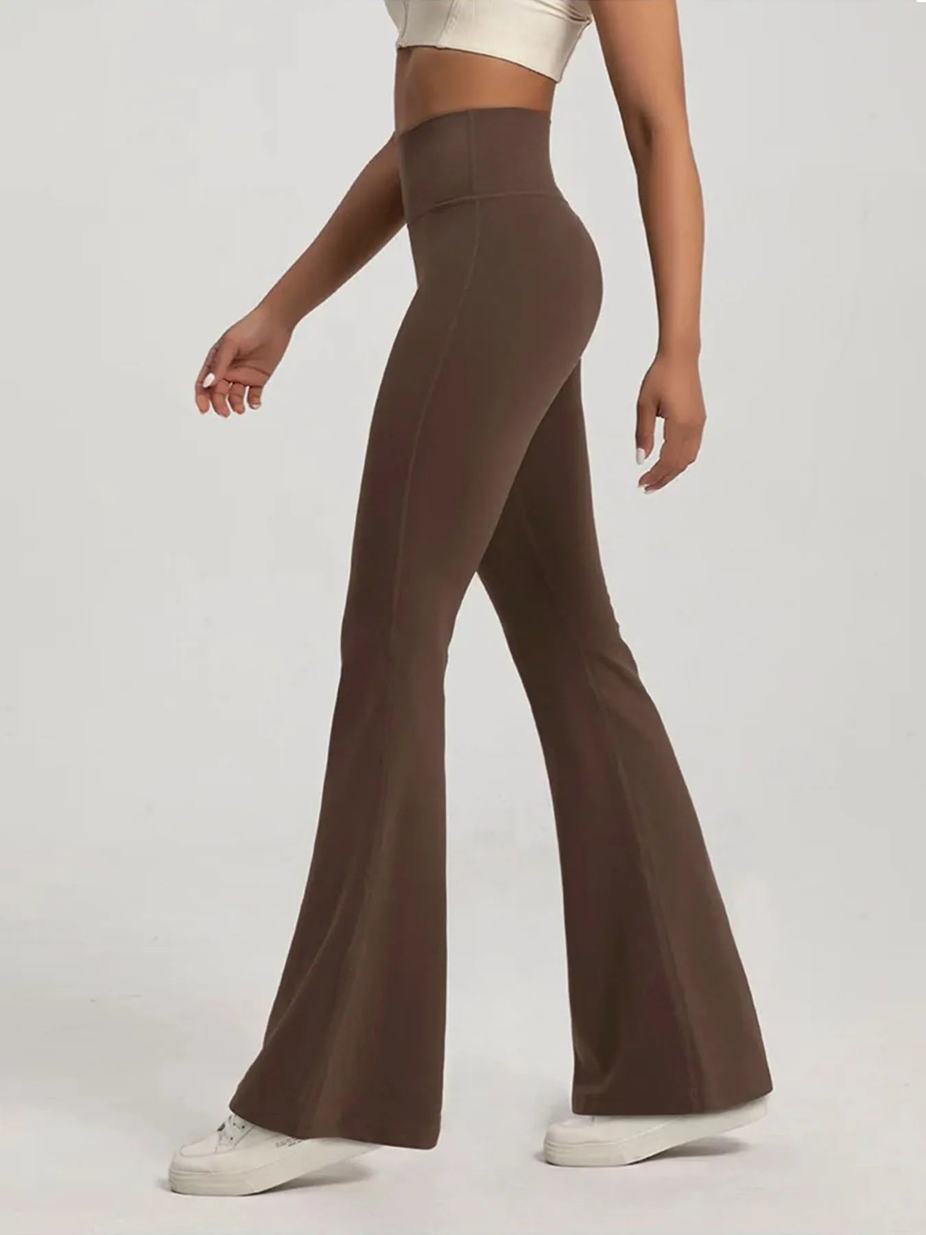 The Lift & Flare Yoga Pants