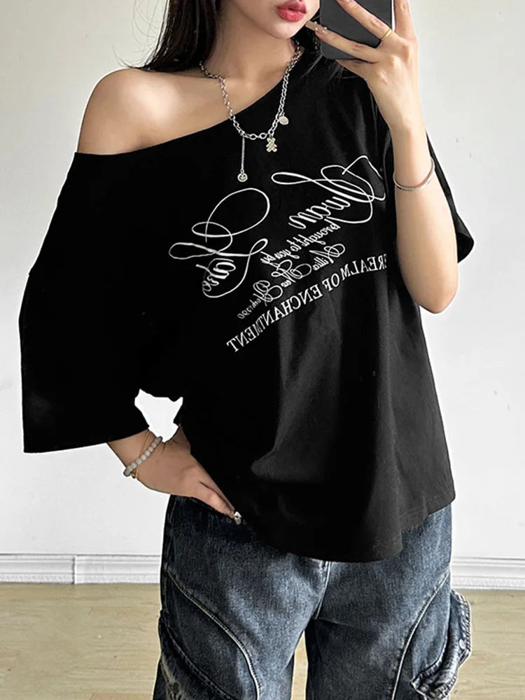 The Main Character Graphic Tee from the Everyday Luxe at Lavishly Me