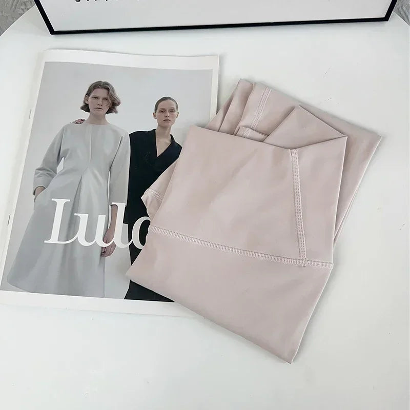 The Ascend Naked-Feel Push-Up Leggings
